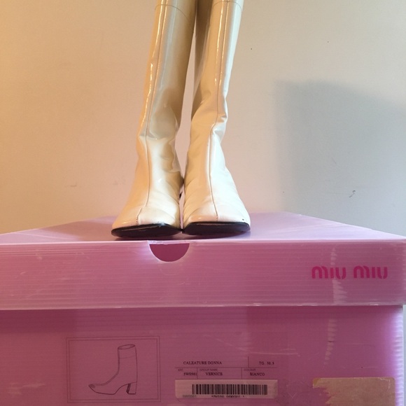 Miu Miu Prada White Patent Leather Go Go Boots Size 38.5 (US 8.5) - Picture 10 of 11